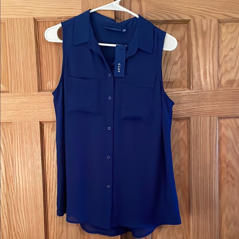 NWT Blue Buttoned Relaxed Blouse with Notched Collar